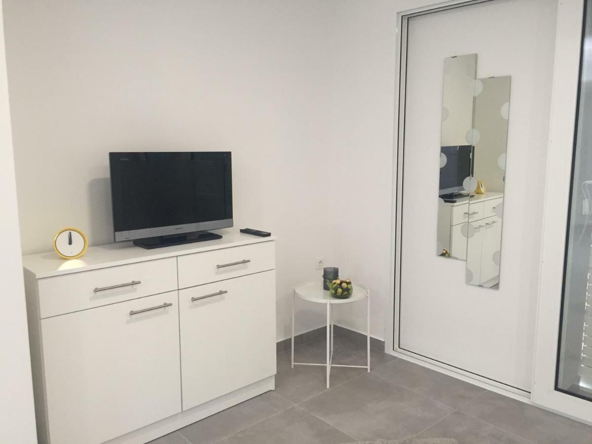 Ferienwohnung Apartman Zeljka Podgora Exterior foto